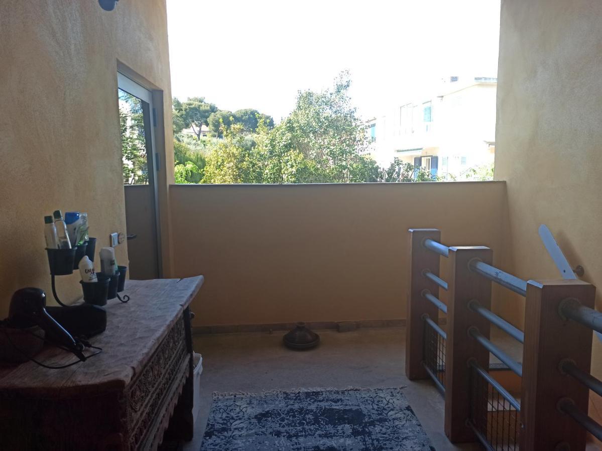 Bed and Breakfast O Reves Ailleurs Saint-Cyr-sur-Mer Exterior foto